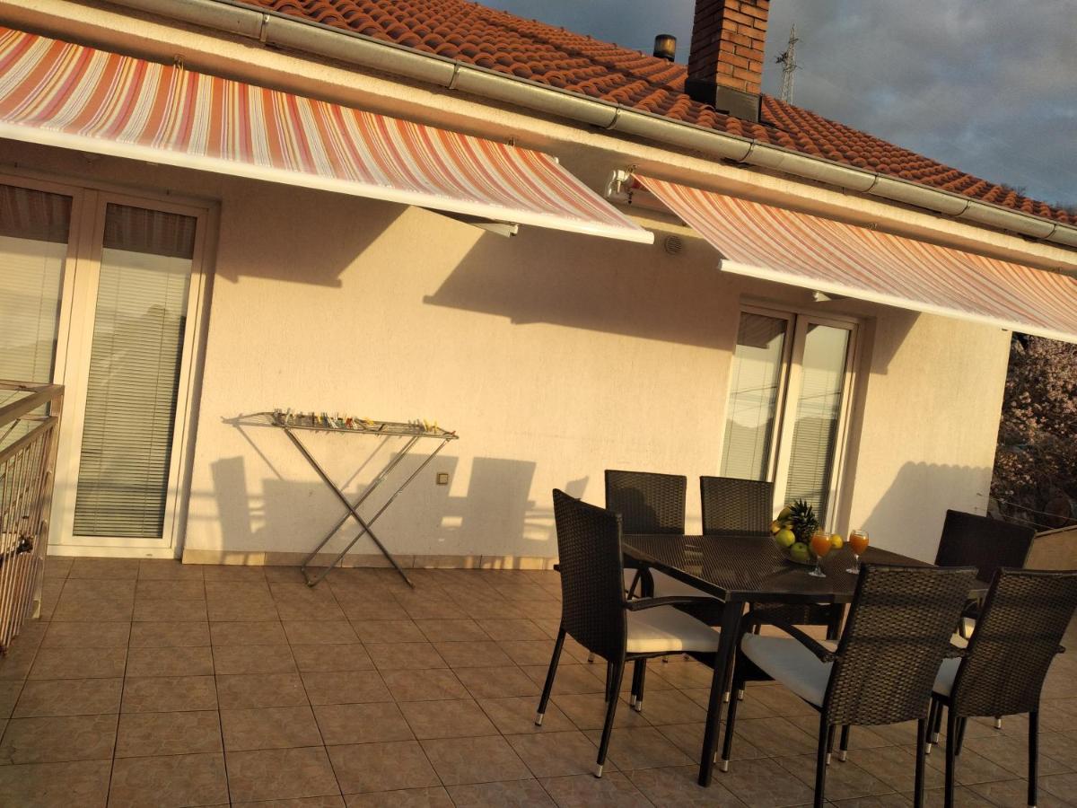 Josip Apartment สเวติยูไร ภายนอก รูปภาพ