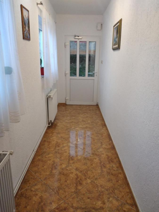 Josip Apartment สเวติยูไร ภายนอก รูปภาพ