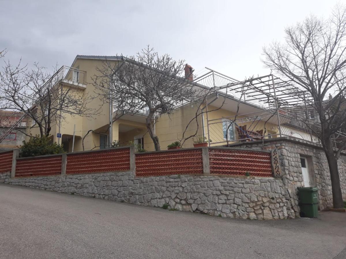 Josip Apartment สเวติยูไร ภายนอก รูปภาพ