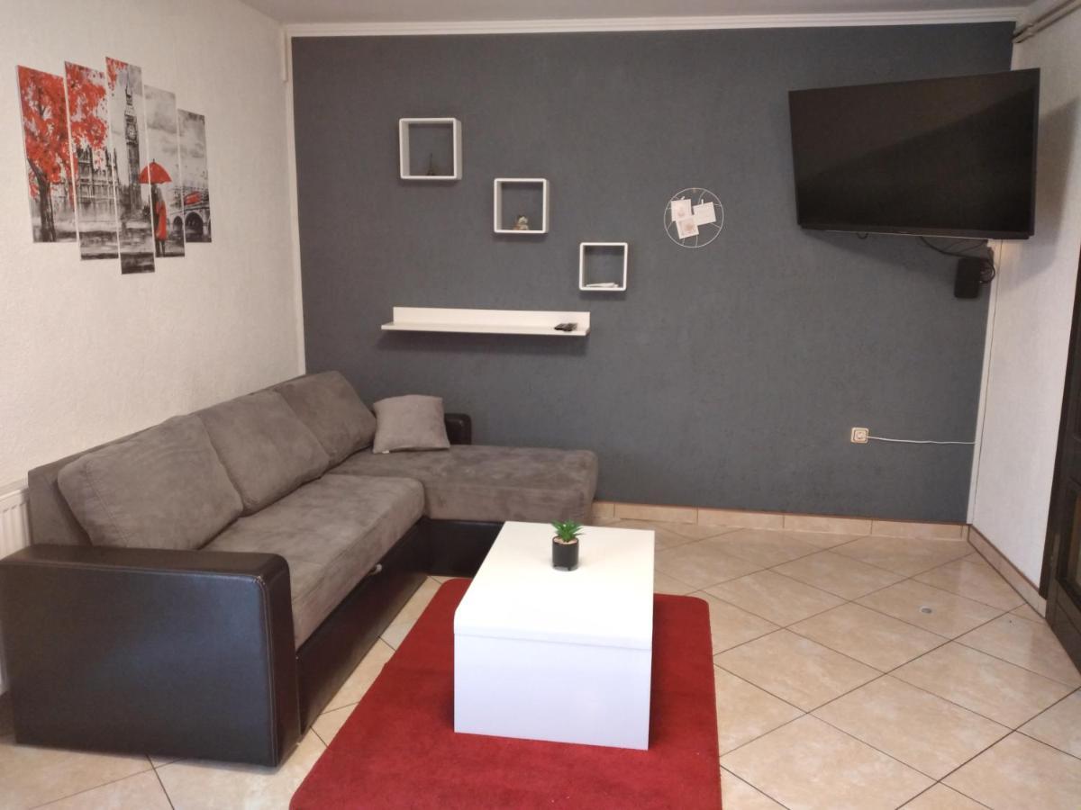 Josip Apartment สเวติยูไร ภายนอก รูปภาพ